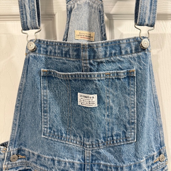 Levi's Premium VINTAGE DENIM WOMEN'S OVERALLS - Picture 3 of 8